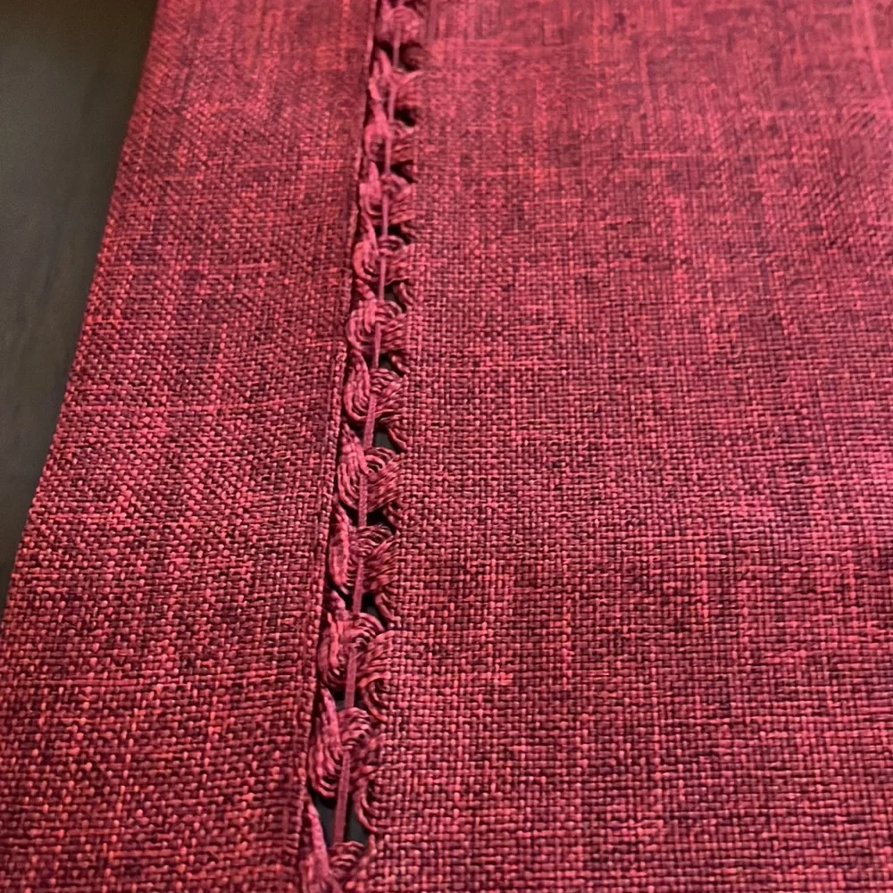 Linen Table Runner NWOT